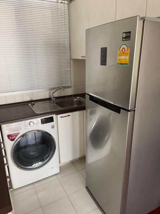 Delightful Condo In Central Location At Sukhumvit 49 Bangkok Exterior photo